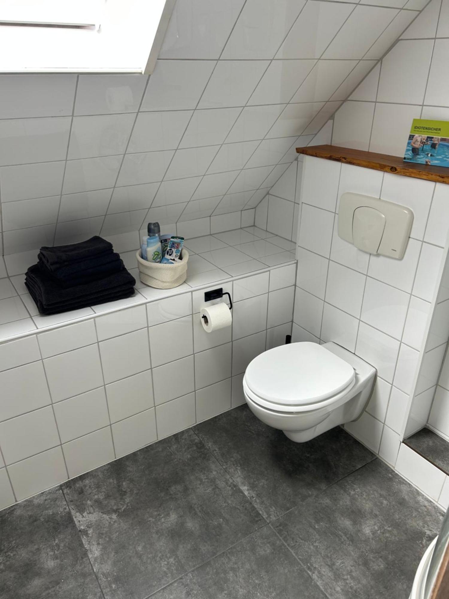 Gemuetliches Privates Apartment โอเบอร์เฮาเซิน ภายนอก รูปภาพ